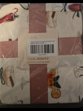 Soma Cool Nights White Multi color Print Short Pajama Set - Dark Green Top.  NEW